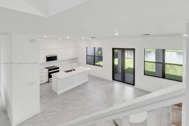 Building Photo - 4308 SW 173rd Ave
