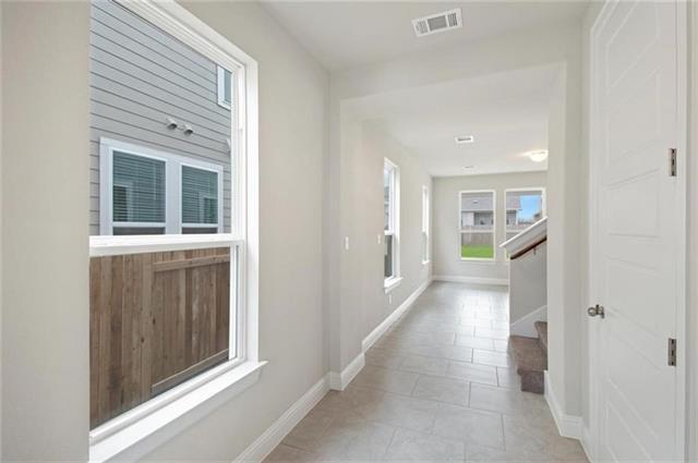 Building Photo - 113 Gaida Loop