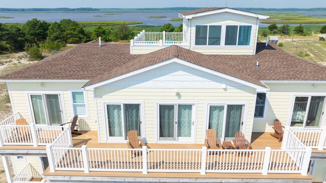 Building Photo - 29331 Clifton Shores Dr