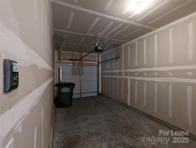 Building Photo - 7123 Jane Parks Way