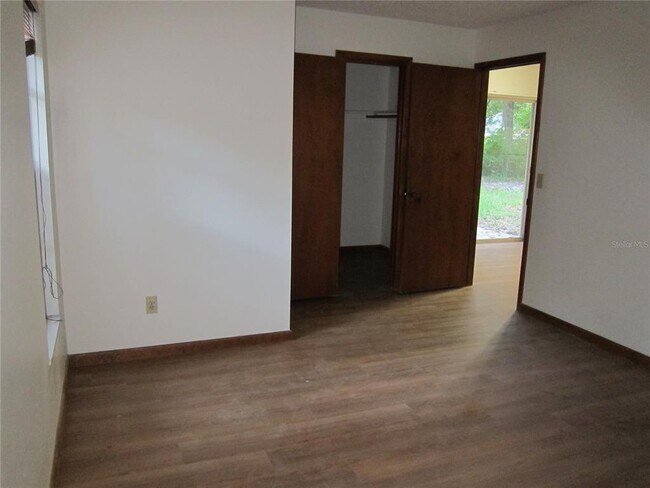 Building Photo - 1209 SW 80th Dr