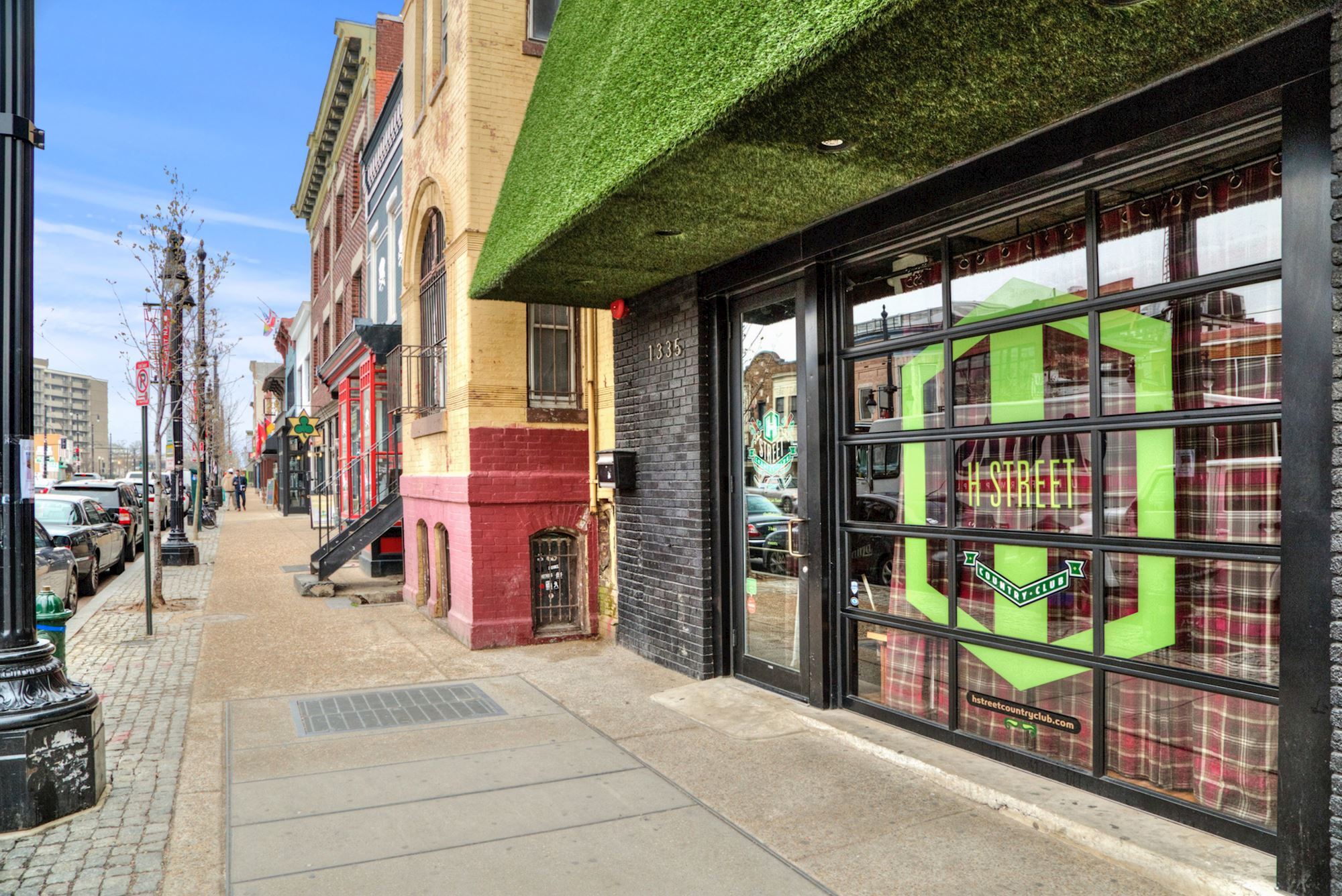 Close to businesses on H St NE - 1719 H St NE