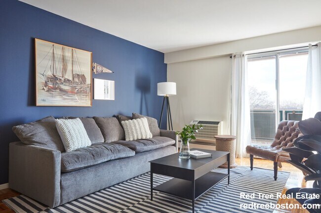 Building Photo - 185 Freeman St