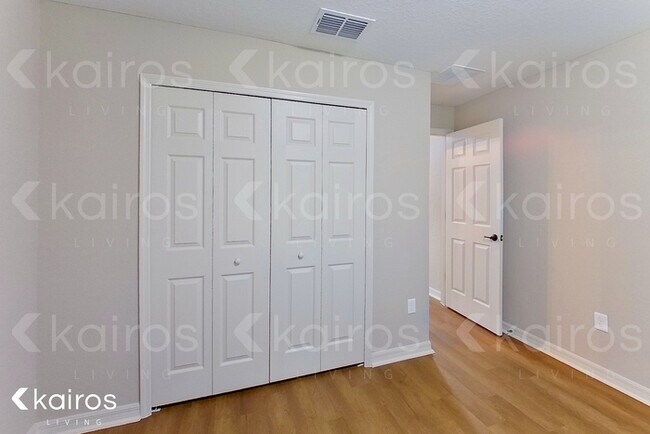 Building Photo - 409 Marion Oaks Pass