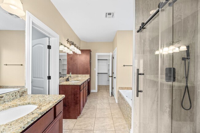 Building Photo - 5605 Allier Dr