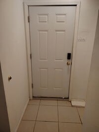 Building Photo - AVAILABLE NOW 2 bed - 1 Bath Lead and I 25...