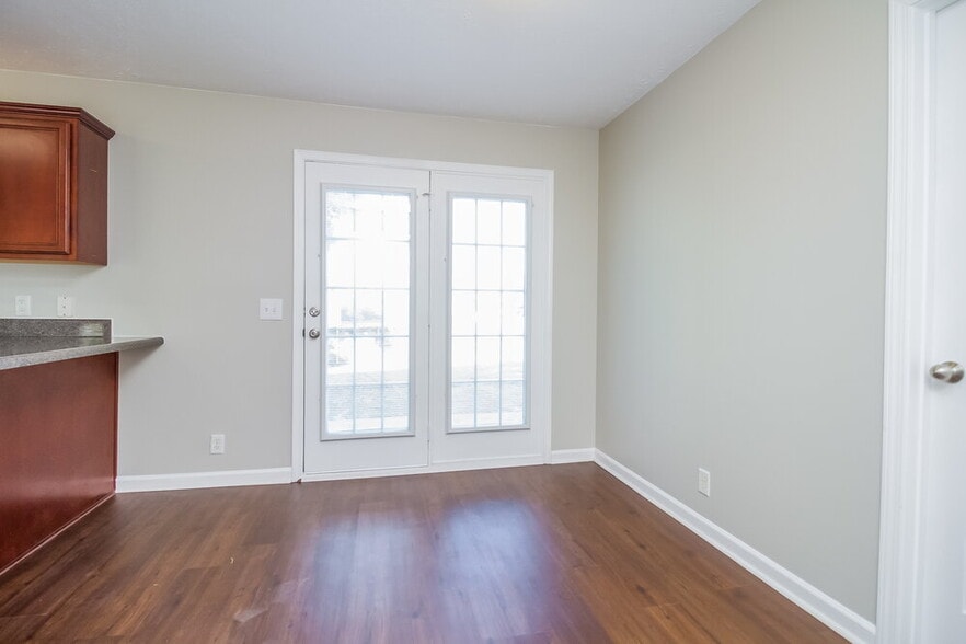 Building Photo - 360 Davids Way