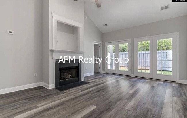 Building Photo - Easly Living Townhome