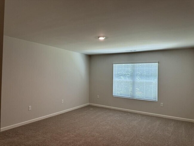 Building Photo - 2292 Blue Monarch Dr