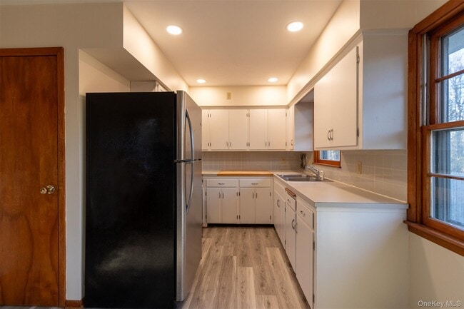 Building Photo - 17-19-19 Cramer Rd