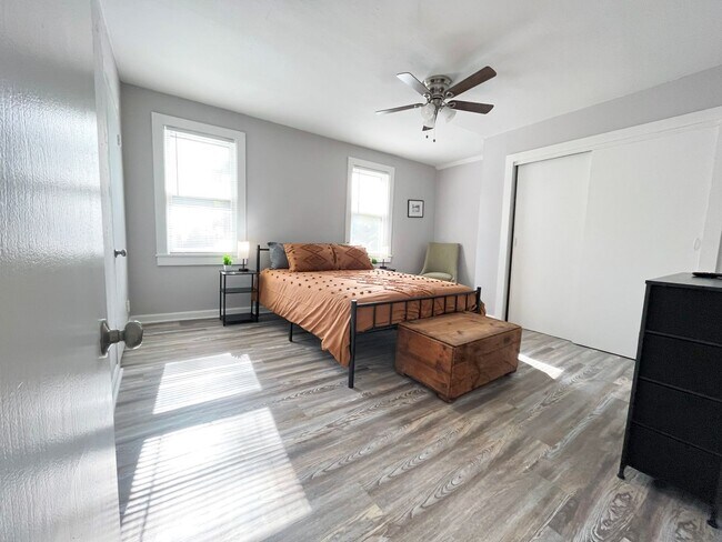 Building Photo - 3923 Bluestone Rd