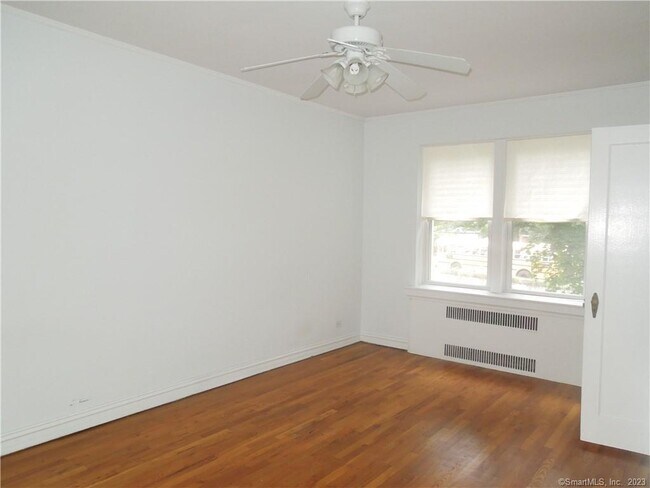 Building Photo - 70 Strawberry Hill Ave