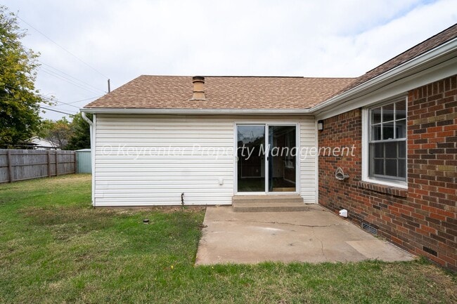 Building Photo - Wonderful 3BD/2BD Home minutes away from Quail Springs Mall & Chisholm Creek.