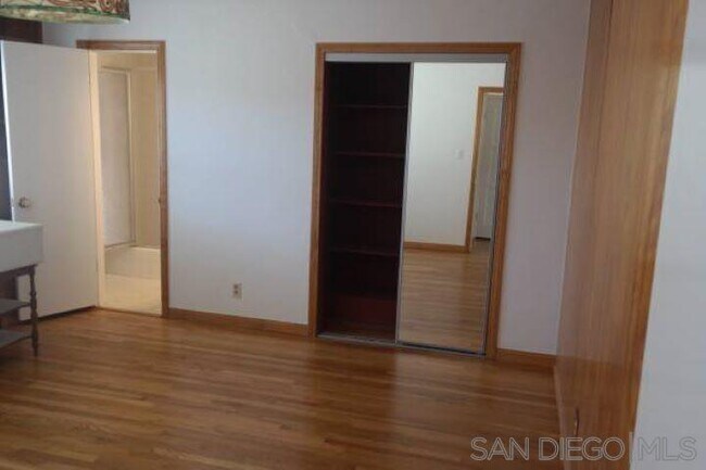 Building Photo - 6210 Mesita Dr