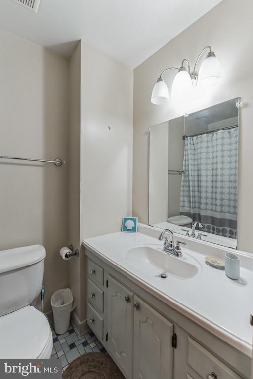 Building Photo - 4600 Linmar Ct
