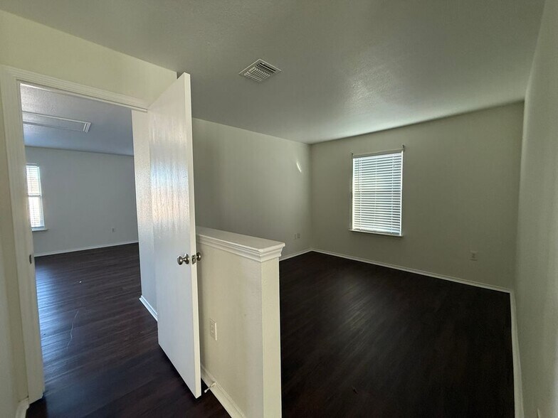 Building Photo - 7712 Copper Hollow