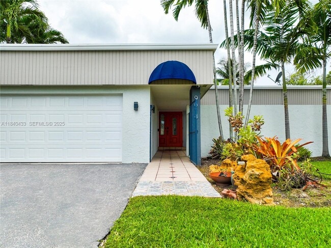 Building Photo - 9614 SW 134th Ct