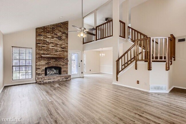 Building Photo - 4 br, 2 bath House - 412 Longshadow Lane UNIT