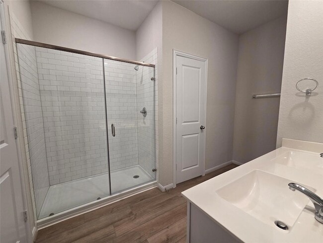 Building Photo - 8902 Grand Western