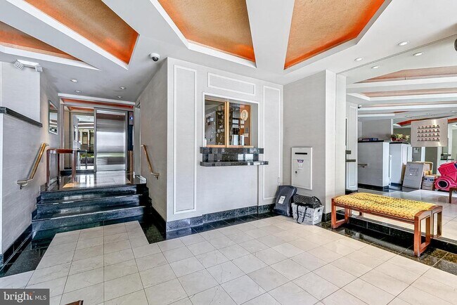 Building Photo - 1301 20th St NW