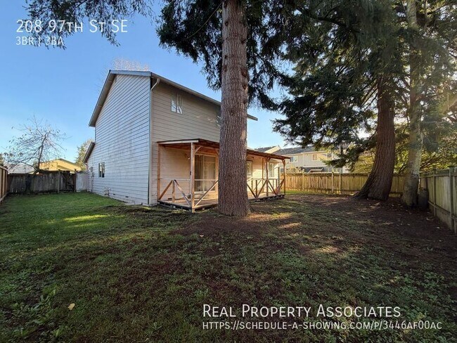 Building Photo - 208 97th St SE