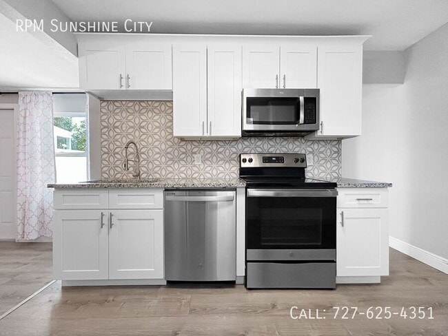 Building Photo - 5408 5th Ave N