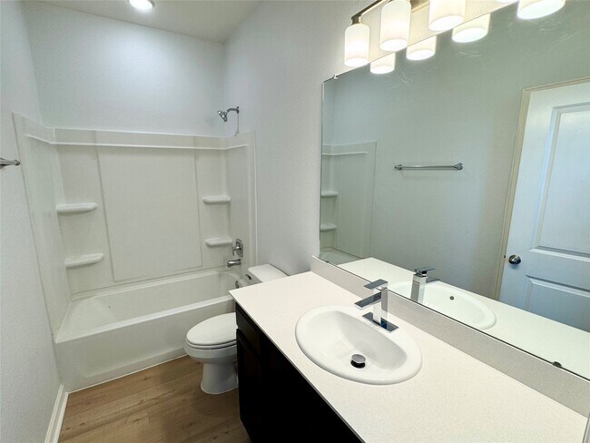 Building Photo - 10141 Pappas Dr