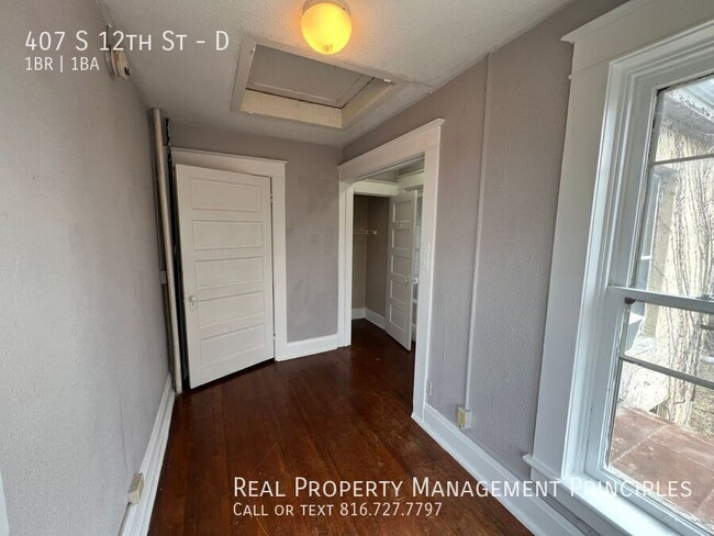 Building Photo - Spacious 1 Bedroom 1 Bath Apartment!! Depo...