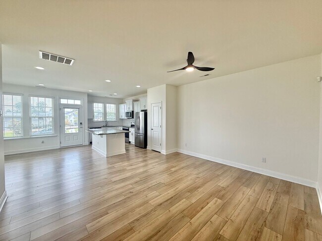 Building Photo - 1826 Grassy Falls Ln
