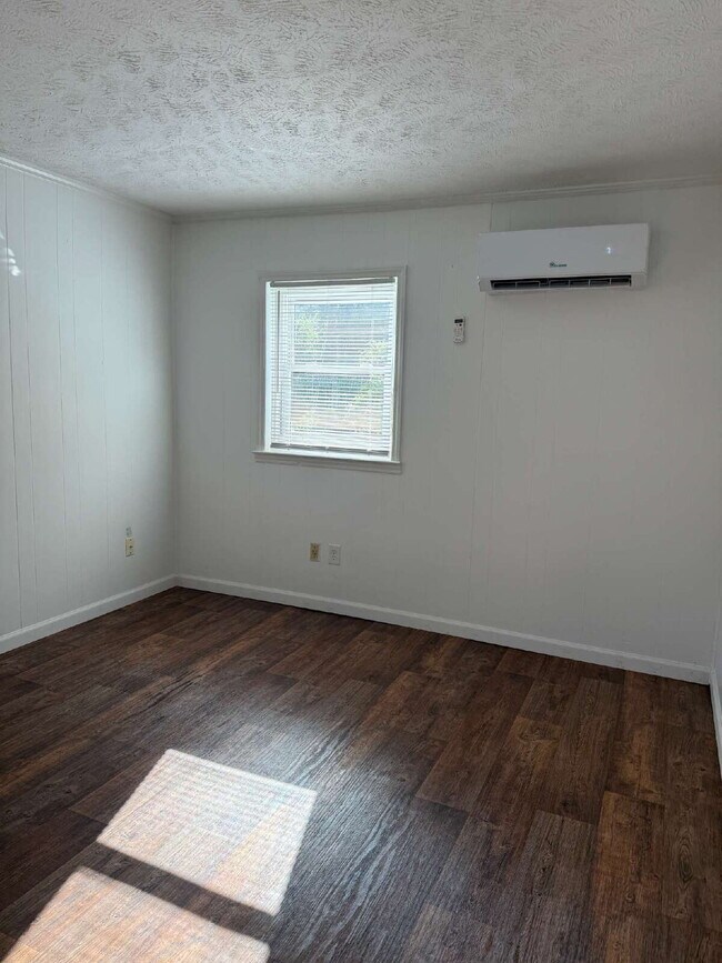 Building Photo - "Charming 1-Bedroom Condo in Pinebluff, NC – Perfectly Sized at 600 Sq. Ft.!"
