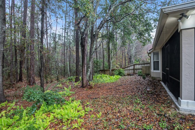 Building Photo - 3 bedroom 2 bathroom home in Fleming Island