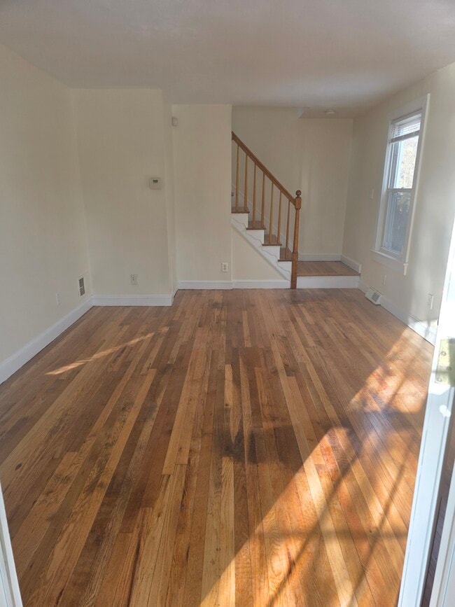 Building Photo - 470 Connecticut Ave