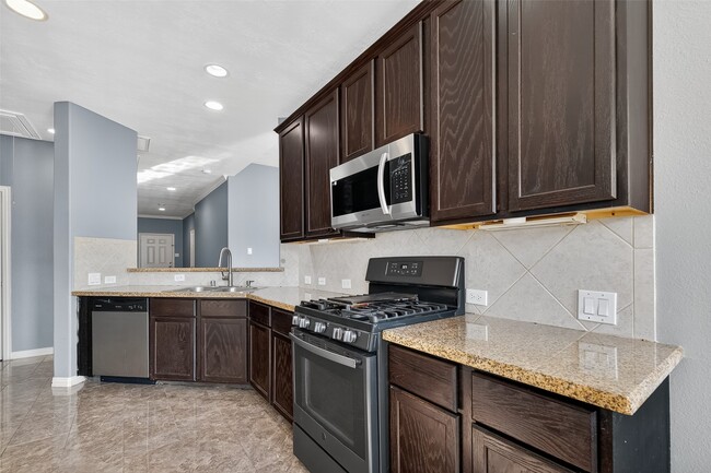 Building Photo - 23002 Jetty Manor Ln
