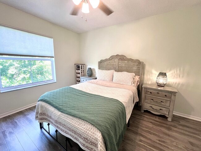 Building Photo - 3307 Tuscany Way