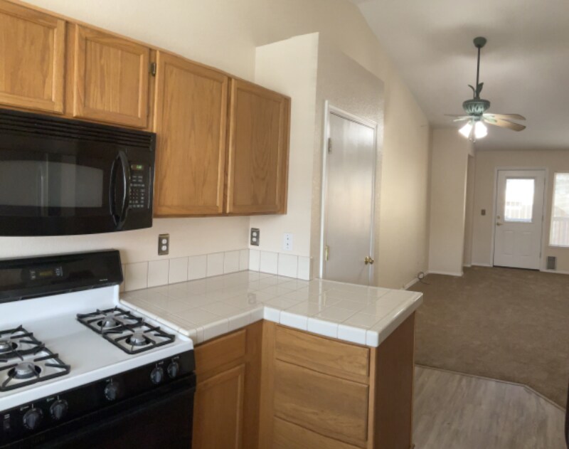 Building Photo - 4523 China Rose Cir