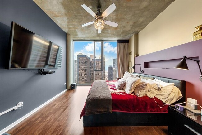 Building Photo - 600 N Fairbanks Ct