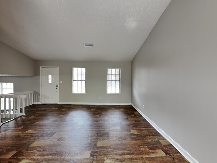 Building Photo - 5127 Galbraith Cir