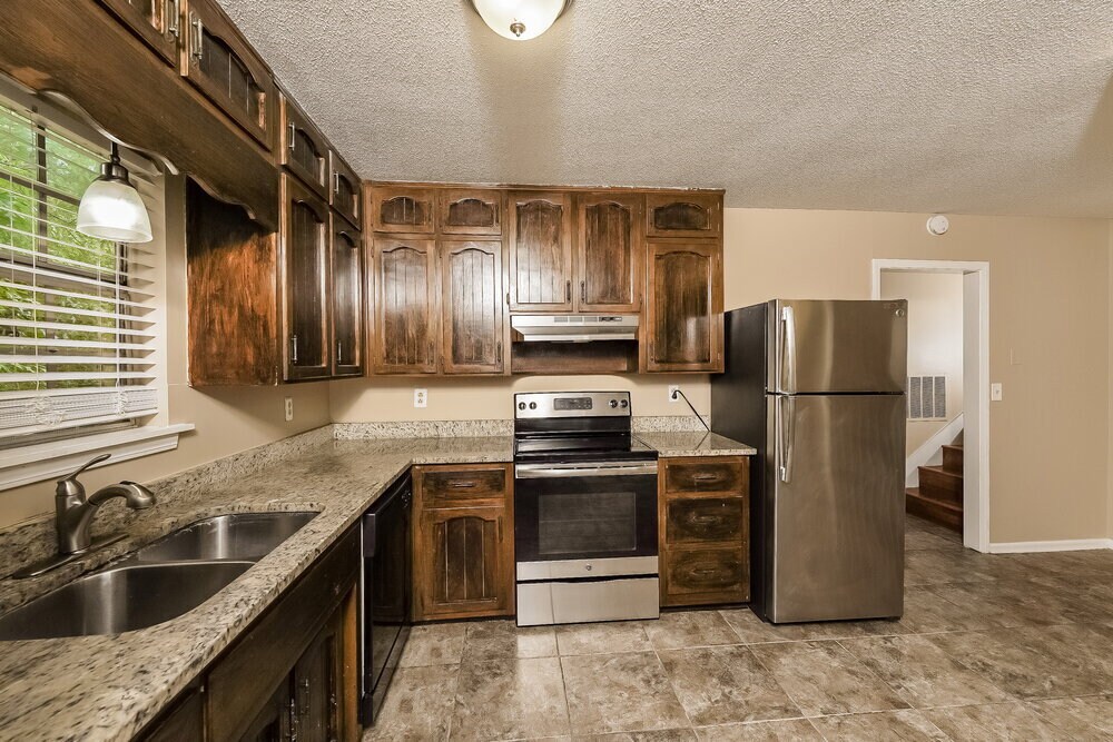 Building Photo - 1416 Maralyn Dr