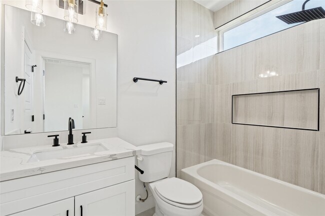 Building Photo - 3601 Rebecca St