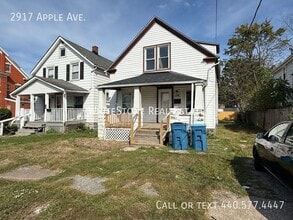 Building Photo - 2917 Apple Ave