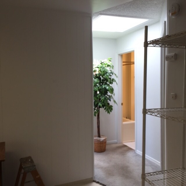 Building Photo - Greenwood Duplex