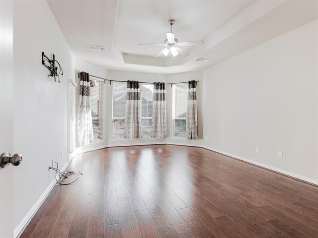Building Photo - 10901 Capri Dr