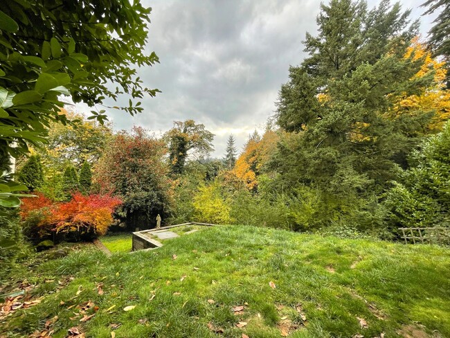 Building Photo - Portland Heights Home with Forest Views an...