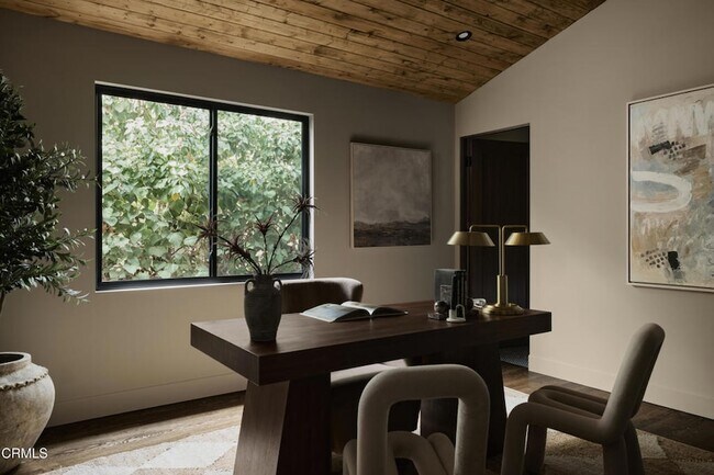 Building Photo - 12406 La Maida St