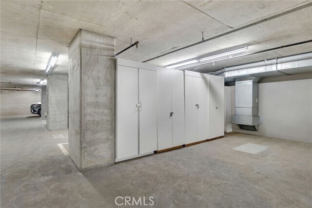 Building Photo - 850 E Ocean Blvd