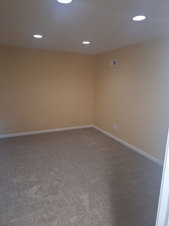 Building Photo - 3113 Monterey Rd