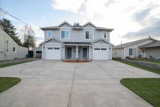 Building Photo - ALFOJ03