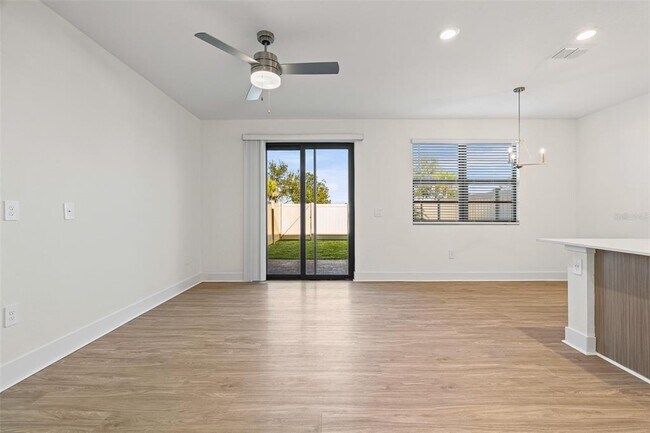 Building Photo - 8065 Gulfstream Ct