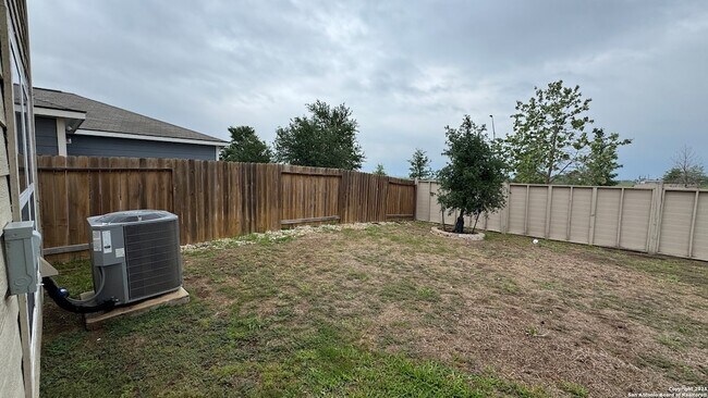 Building Photo - 3146 Gilbert Garden
