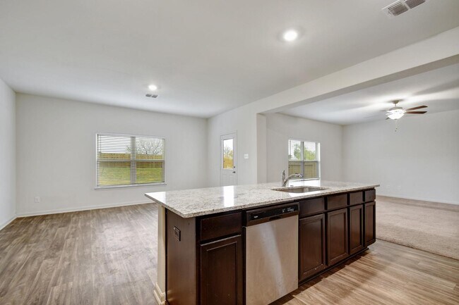 Building Photo - 11027 Chatham Ct